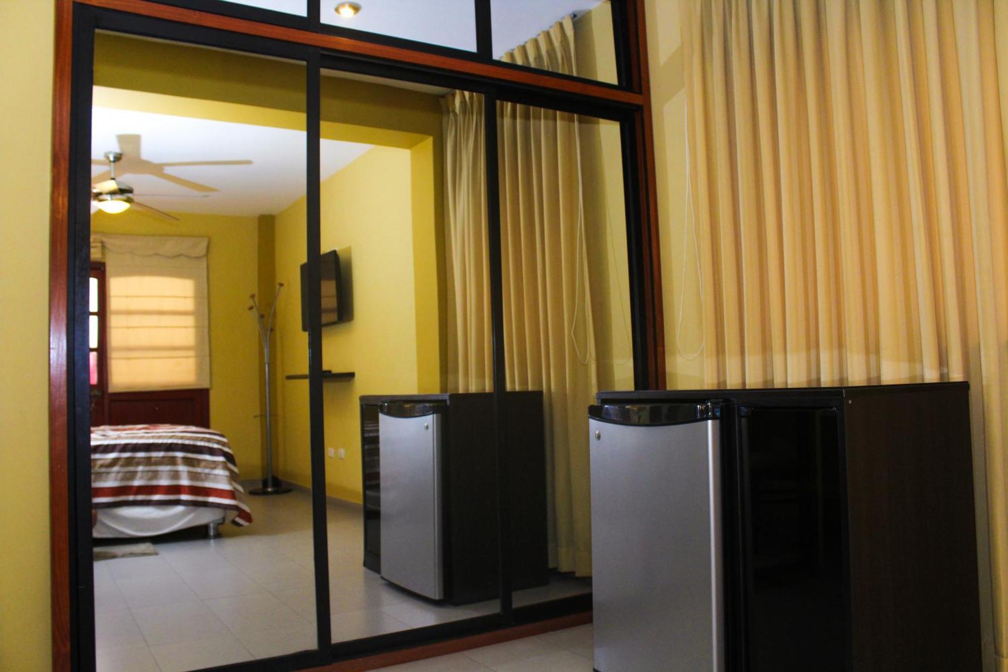 Apart Hotel El Canaveral Чинча-Альта Экстерьер фото