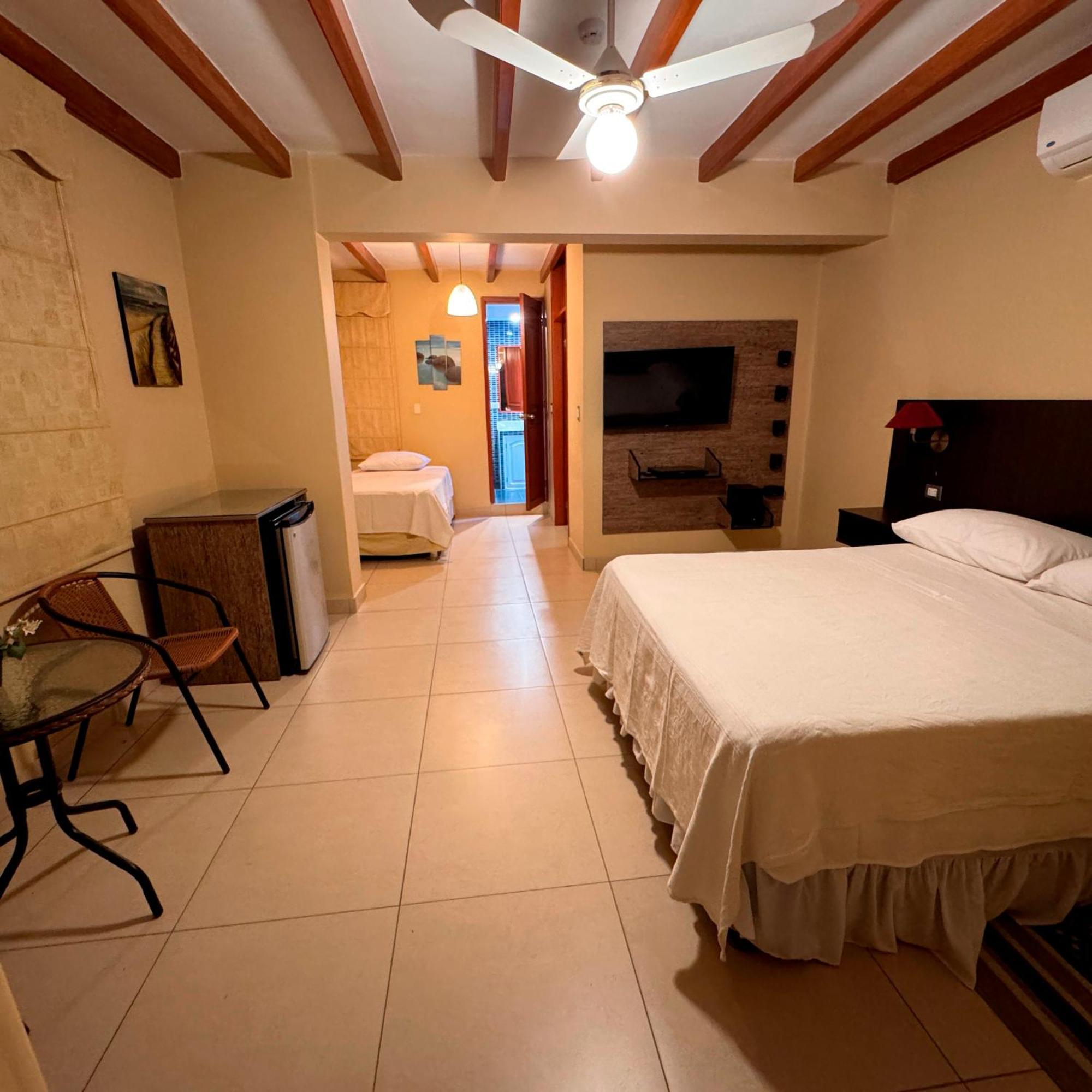 Apart Hotel El Canaveral Чинча-Альта Экстерьер фото